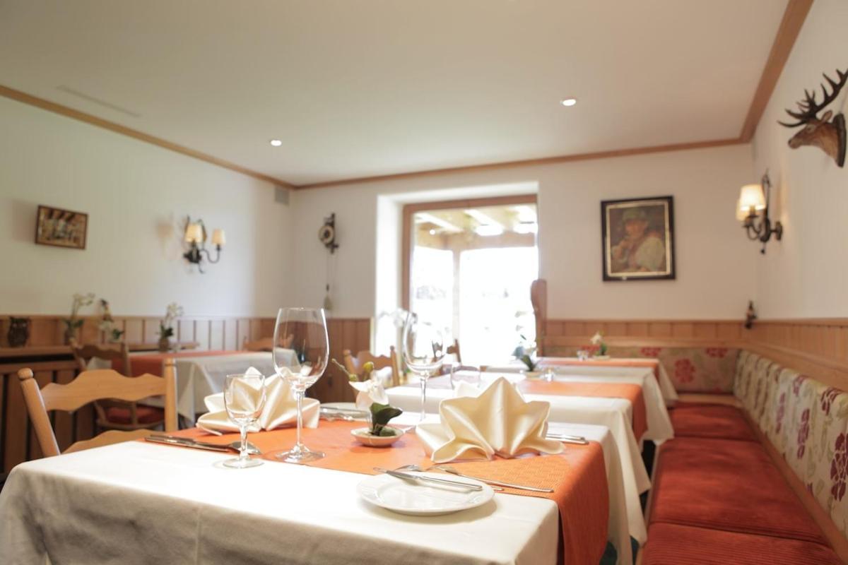 Schwarzwald Lodge Inselklause Schönwalde Exteriör bild